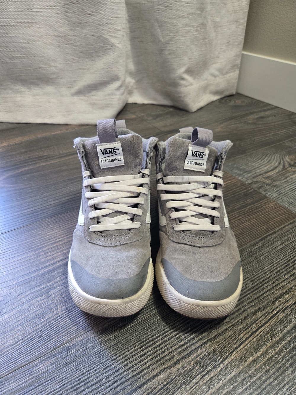 Vans Womens' Ultrarange High-Top Sneakers in Grey